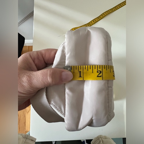 Reebok Crossbody Travel Bag - Picture 10 of 11